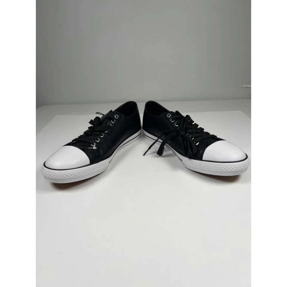 Levi's Women's Black/White Pebbled Comfort Insole Low Top Lace Up Sneakers - 11